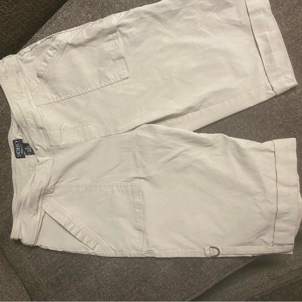 Color nude shorts